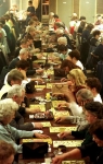 BingoOverzichtTafel_JB1997-125-23Nederland,Aarle-Rixtel,1997↵
project Geld↵
↵
Bingozaal bingo↵
Bejaarden spelletjes↵
↵
foto Jan Bogaerts