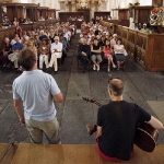 Oude Kerk, Amsterdam, 02-07-2006 Opening van de tentoonstelling.   Bob Fosko en Wouter Planteijdt